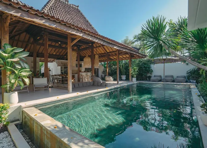 Marula - Luxury 3br Joglo With Tropical Garden In Вилла *