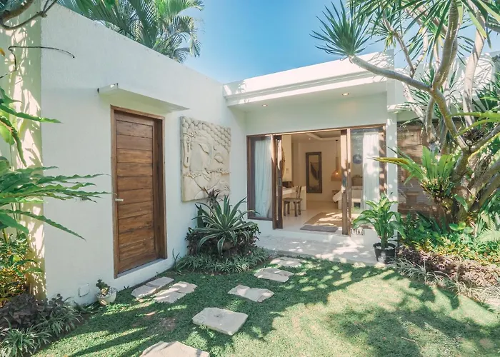 Marula - Luxury 3br Joglo With Tropical Garden In *