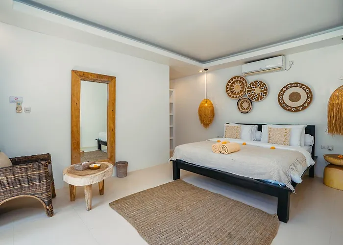 Marula - Luxury 3br Joglo With Tropical Garden In Вилла *